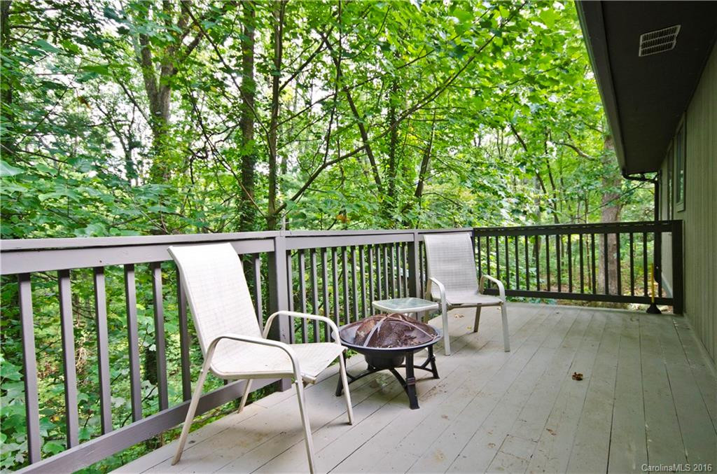342 Overlook Terrace #19 - Photo 13