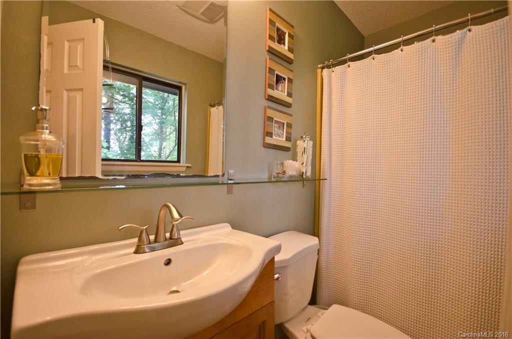 342 Overlook Terrace #19 - Photo 17