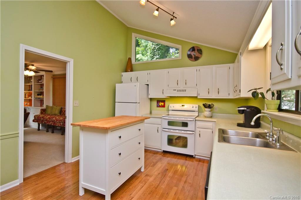 342 Overlook Terrace #19 - Photo 7