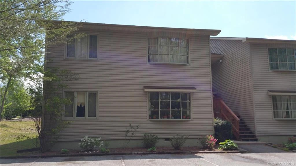 676 Sugarloaf Road #1