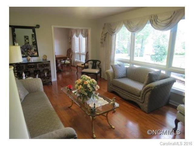 62 Placid Drive - Photo 3