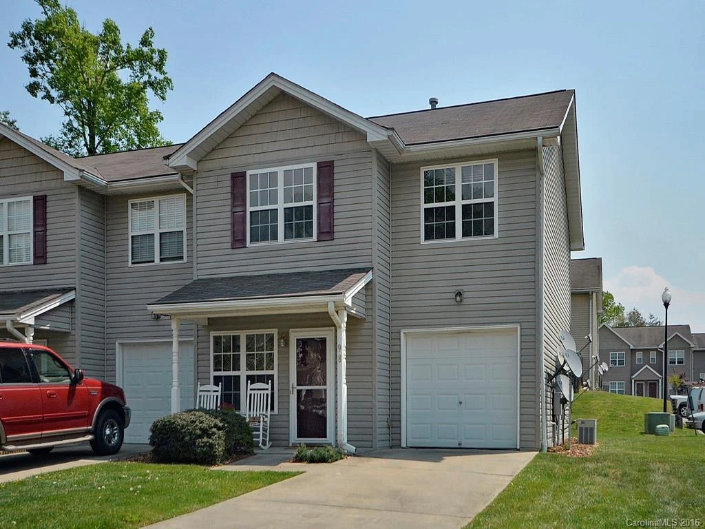 98 Stafford Court #60