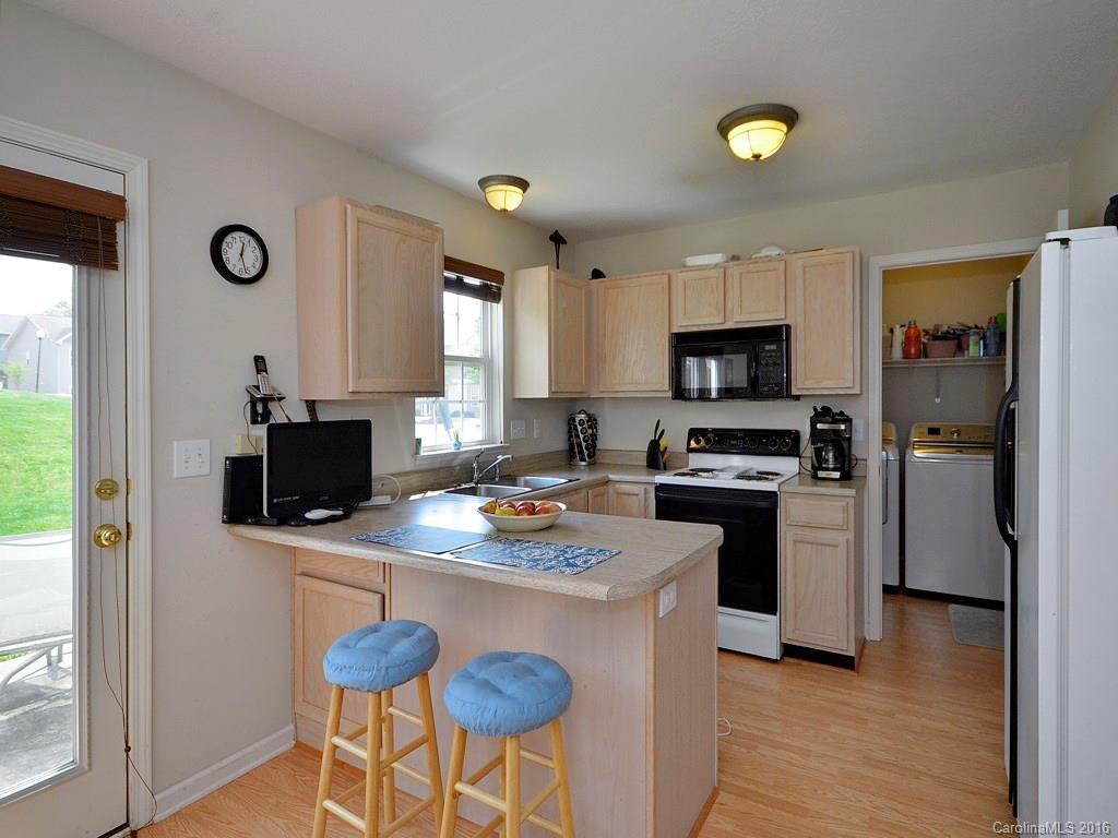 98 Stafford Court #60 - Photo 5