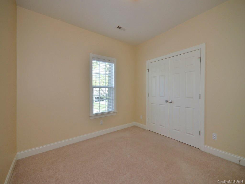 11 Hoolet Court - Photo 12
