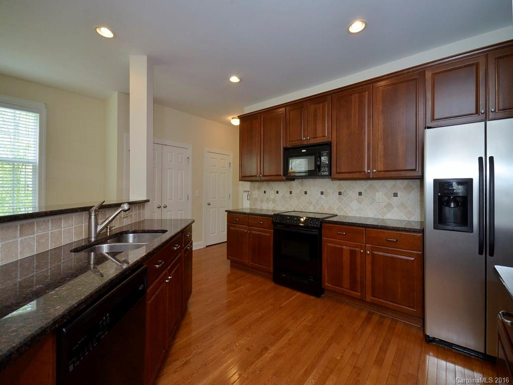 11 Hoolet Court - Photo 7