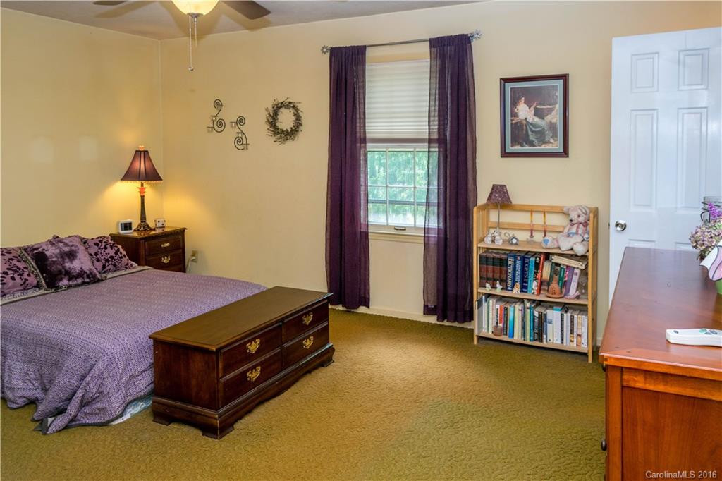 2670 Seminole Drive - Photo 12
