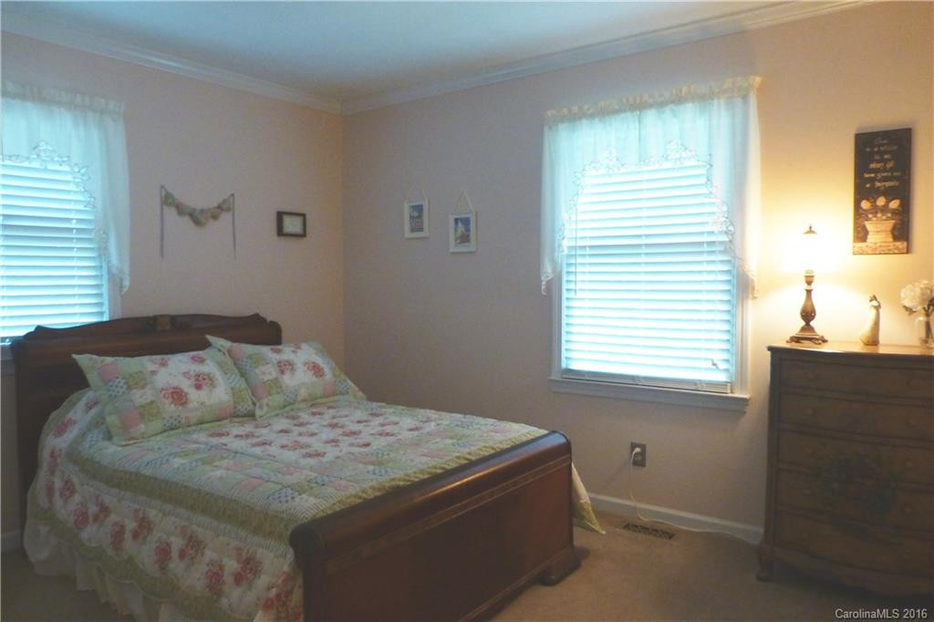 242 Stonebrook Drive - Photo 19