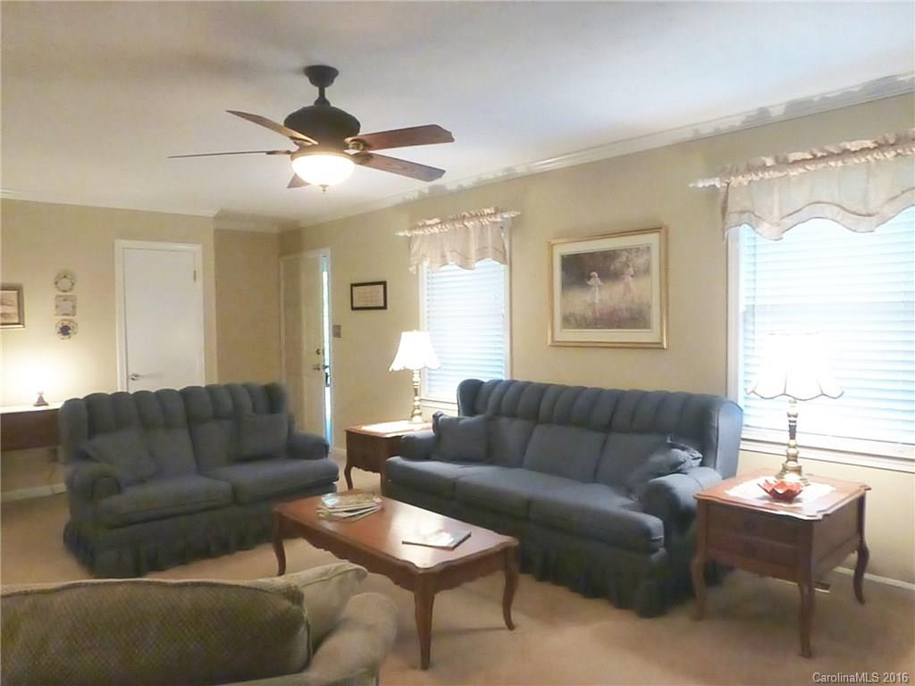 242 Stonebrook Drive - Photo 6