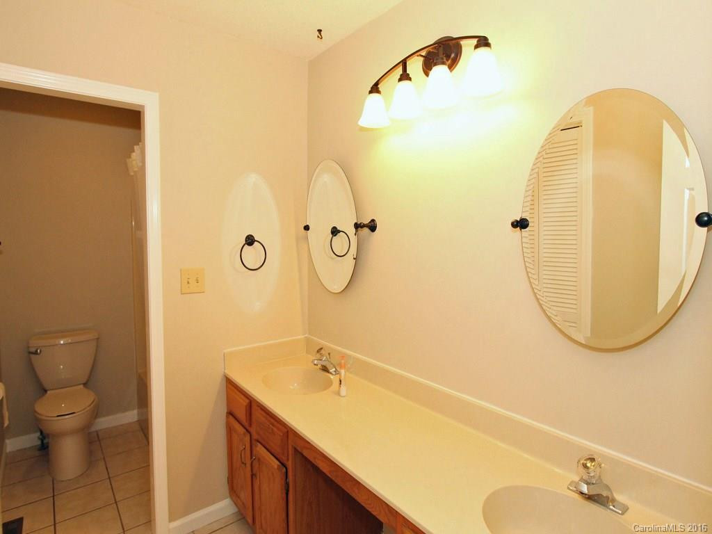 10 Shawn Drive - Photo 13