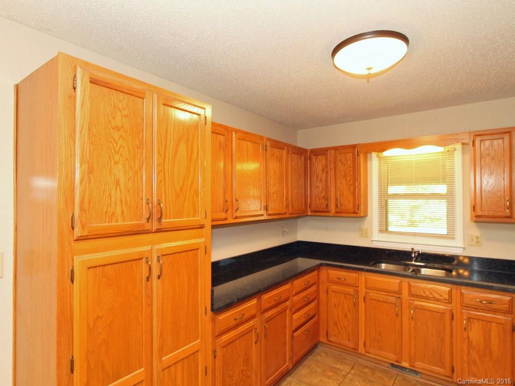10 Shawn Drive - Photo 5