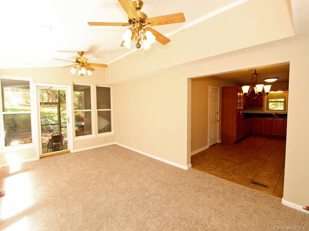 10 Shawn Drive - Photo 7