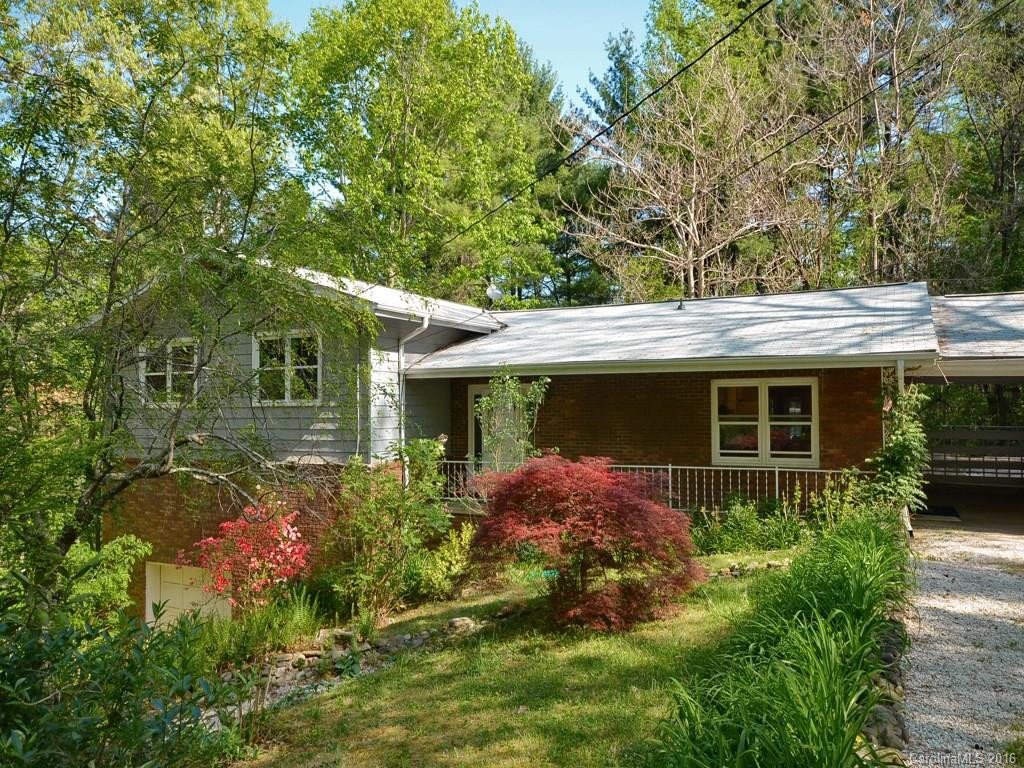 17 Meadowlark Road