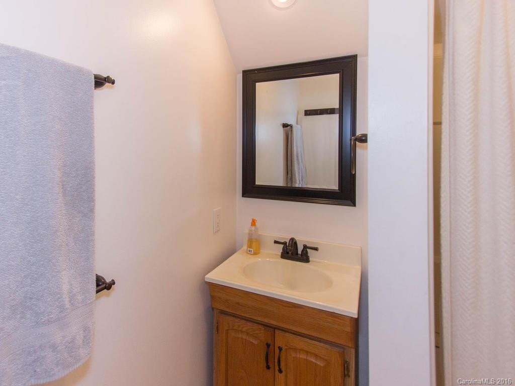 44 Holland Street - Photo 14