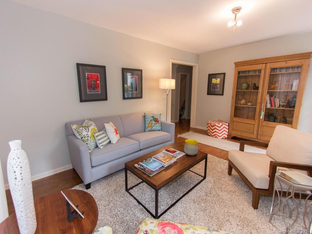 44 Holland Street - Photo 3