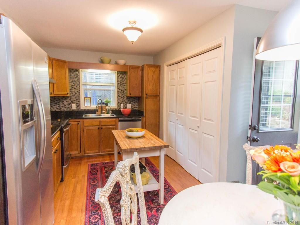 44 Holland Street - Photo 7