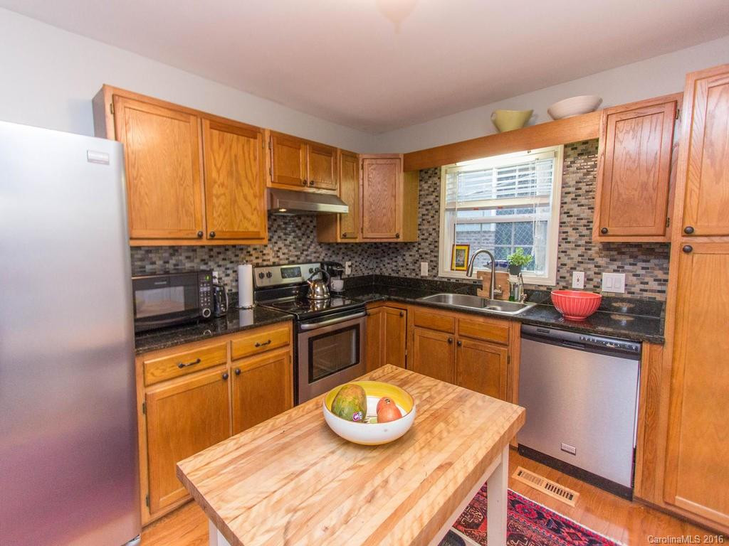 44 Holland Street - Photo 8