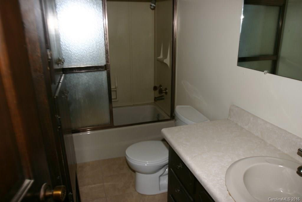 125 Snug Harbor Circle - Photo 16