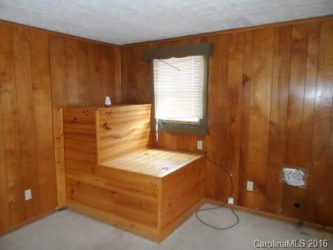 697 Holtzclaw Road - Photo 5