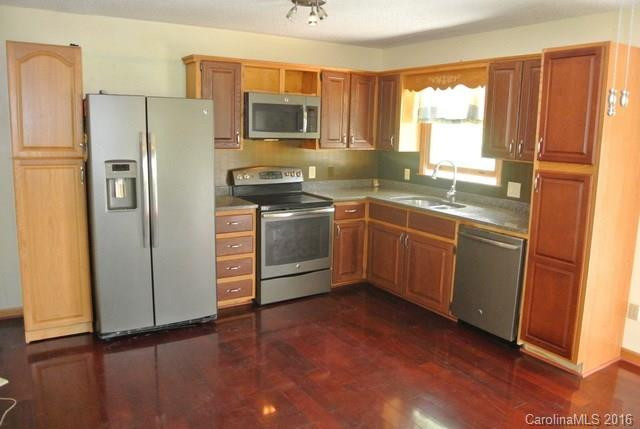 507 Vision Road - Photo 2