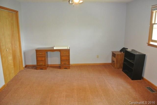 507 Vision Road - Photo 5