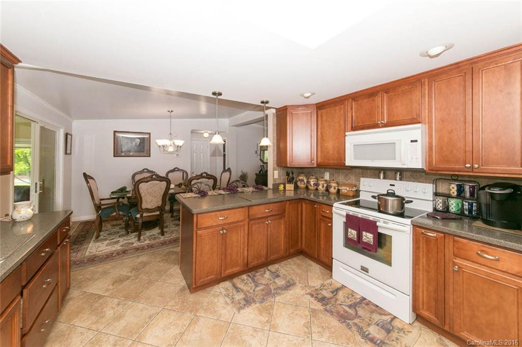 140 Middle Street - Photo 7