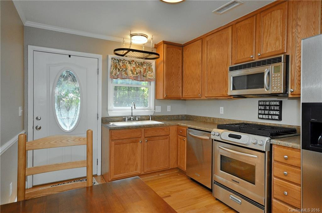 106 Bobwhite Avenue - Photo 5
