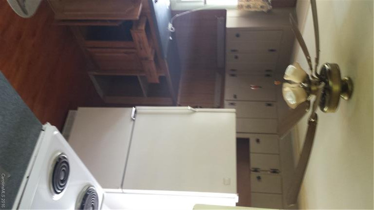 703 Miami Terrace - Photo 7