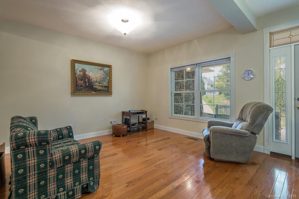 237 Eagle Point Drive - Photo 11