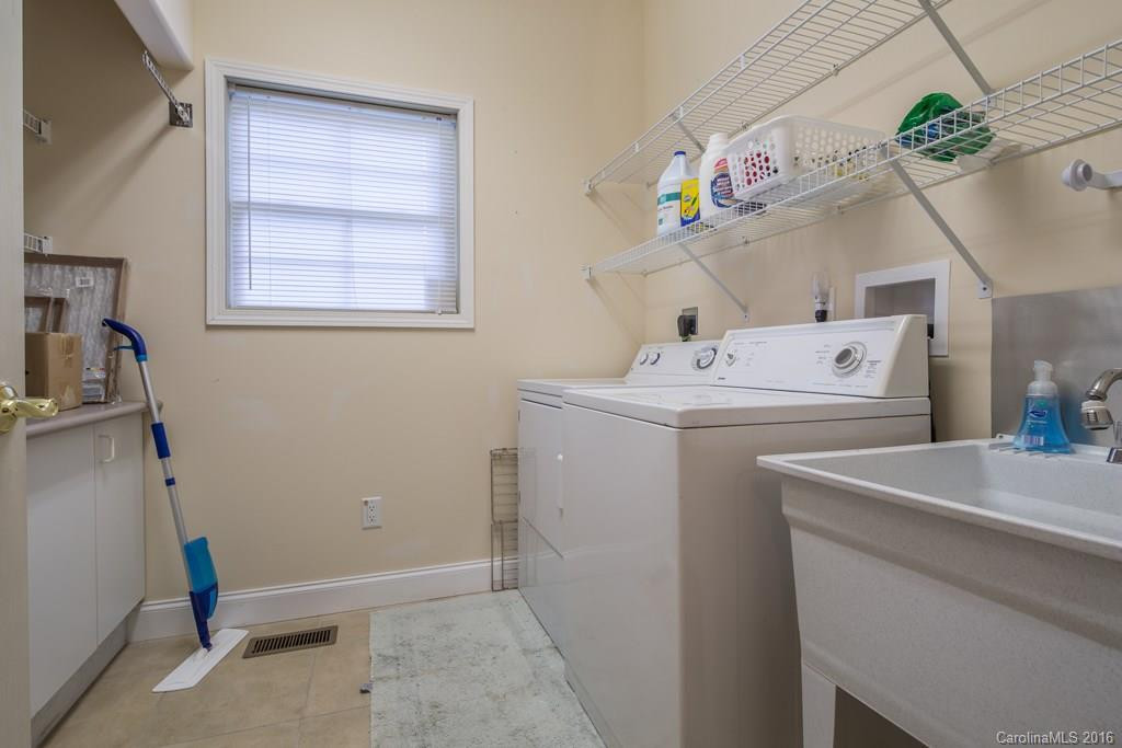 237 Eagle Point Drive - Photo 15