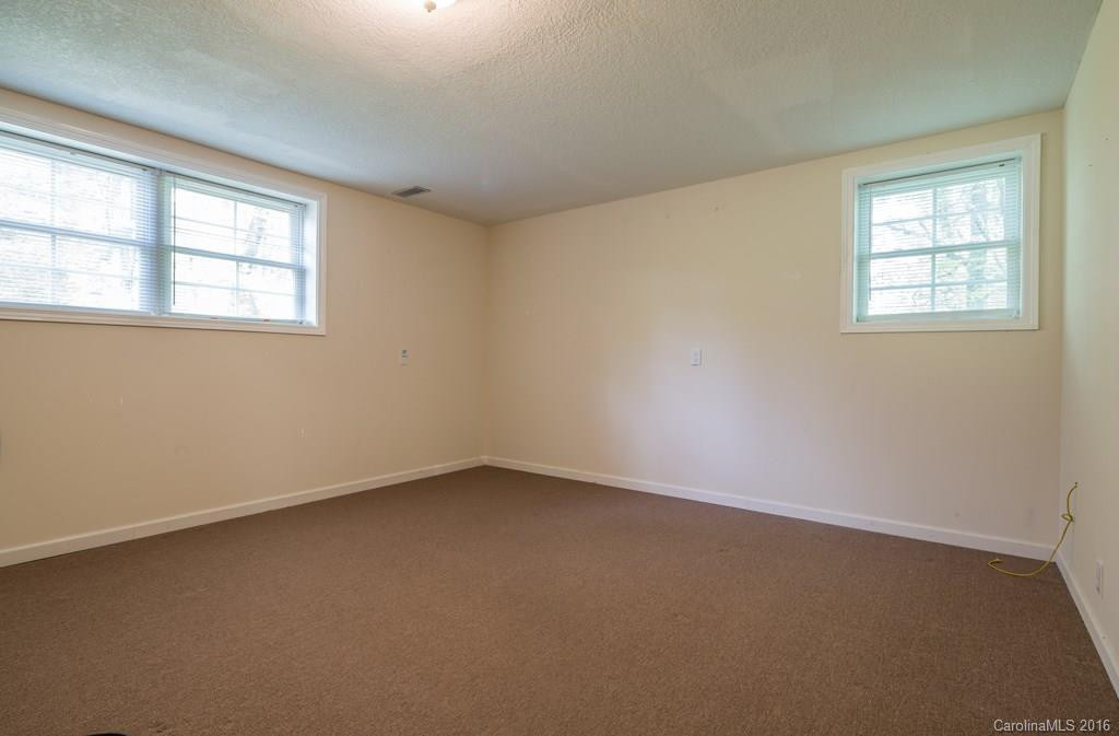 237 Eagle Point Drive - Photo 5