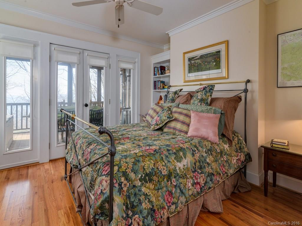 108 Flame Azalea Drive - Photo 17