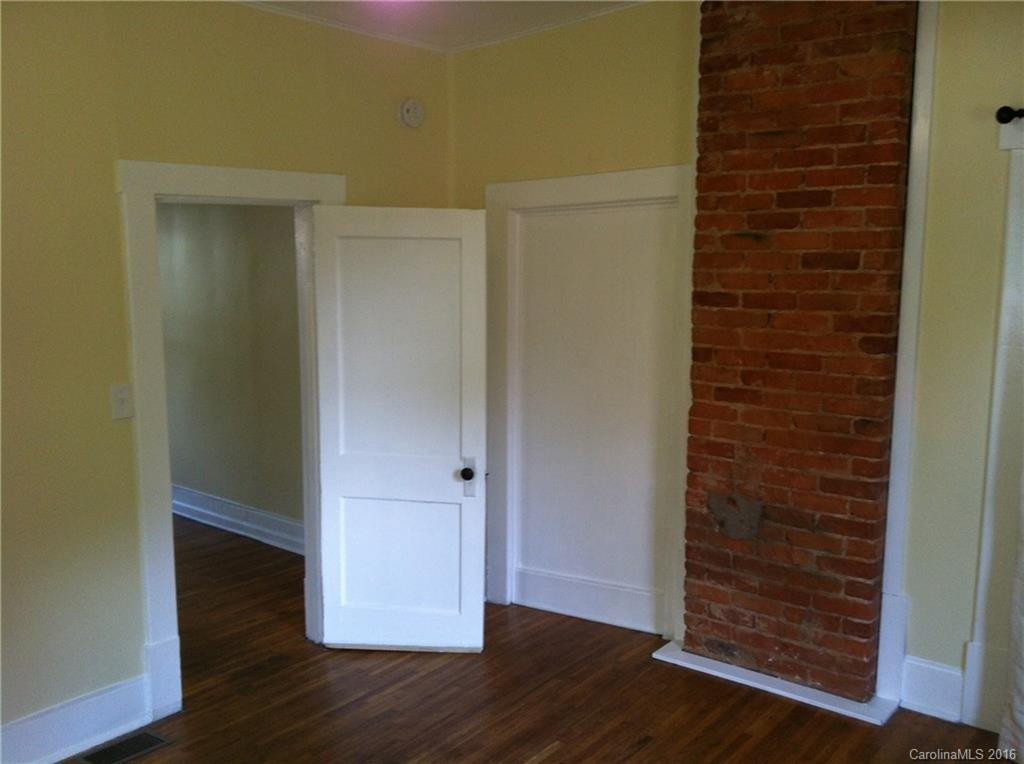 4 Dundee Street - Photo 2
