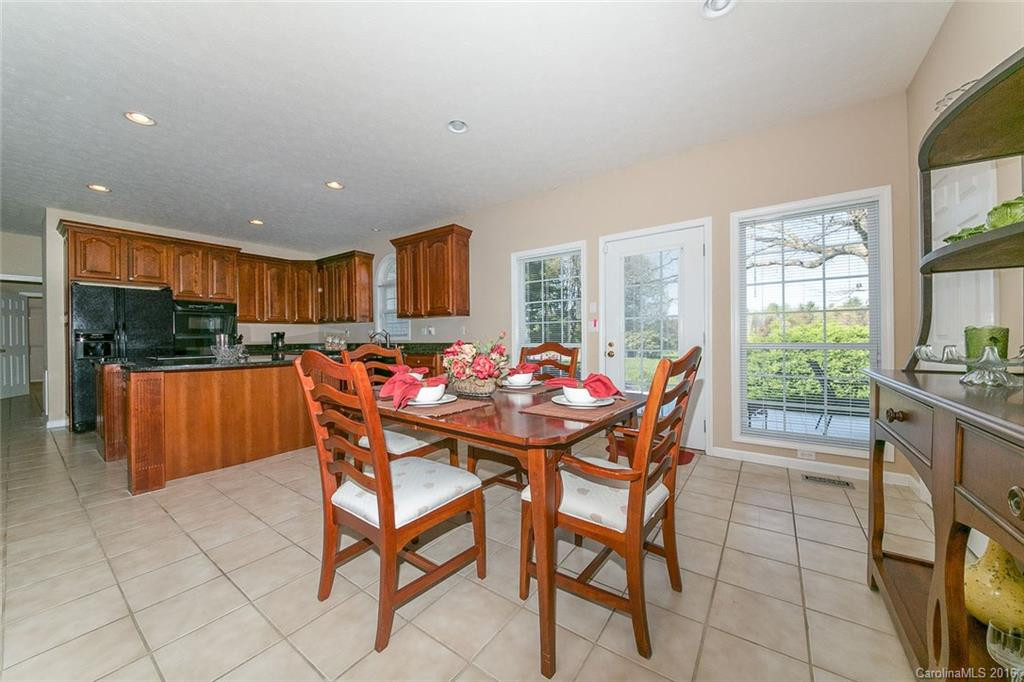 4133 Howard Gap Road - Photo 12