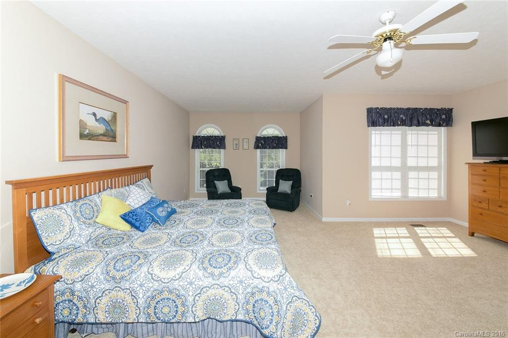 4133 Howard Gap Road - Photo 13