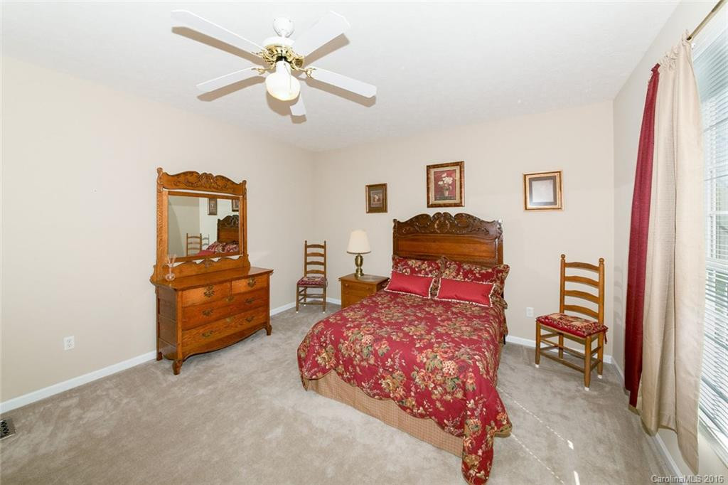 4133 Howard Gap Road - Photo 19
