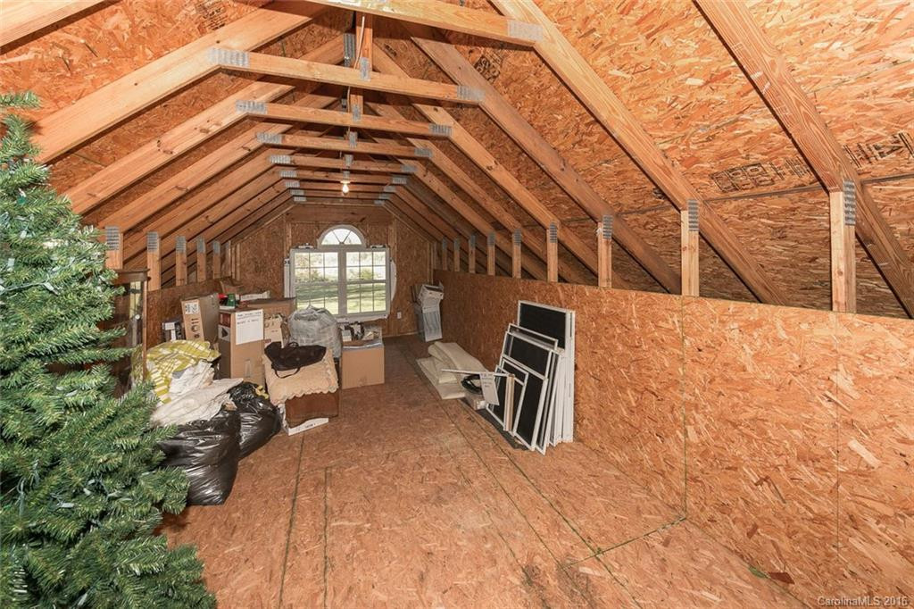 4133 Howard Gap Road - Photo 22