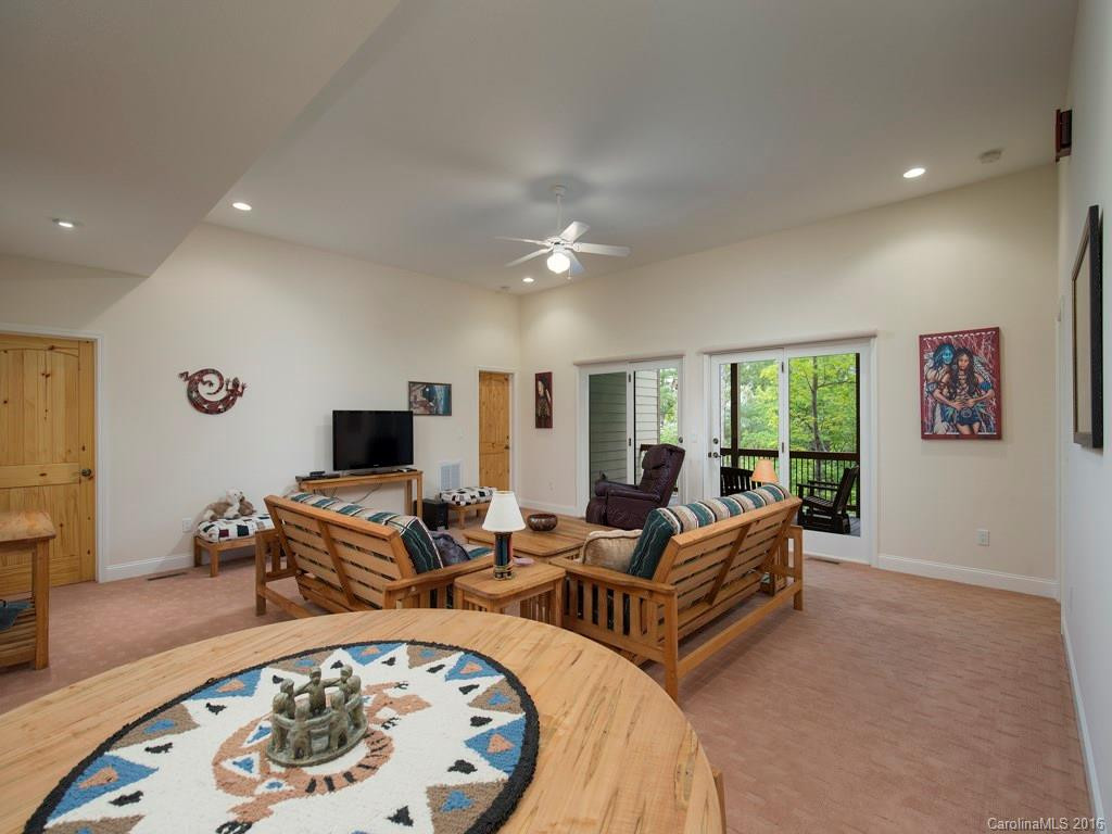 90 Courseview Drive #240 - Photo 13