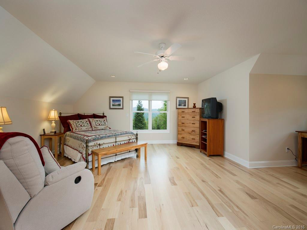 90 Courseview Drive #240 - Photo 17