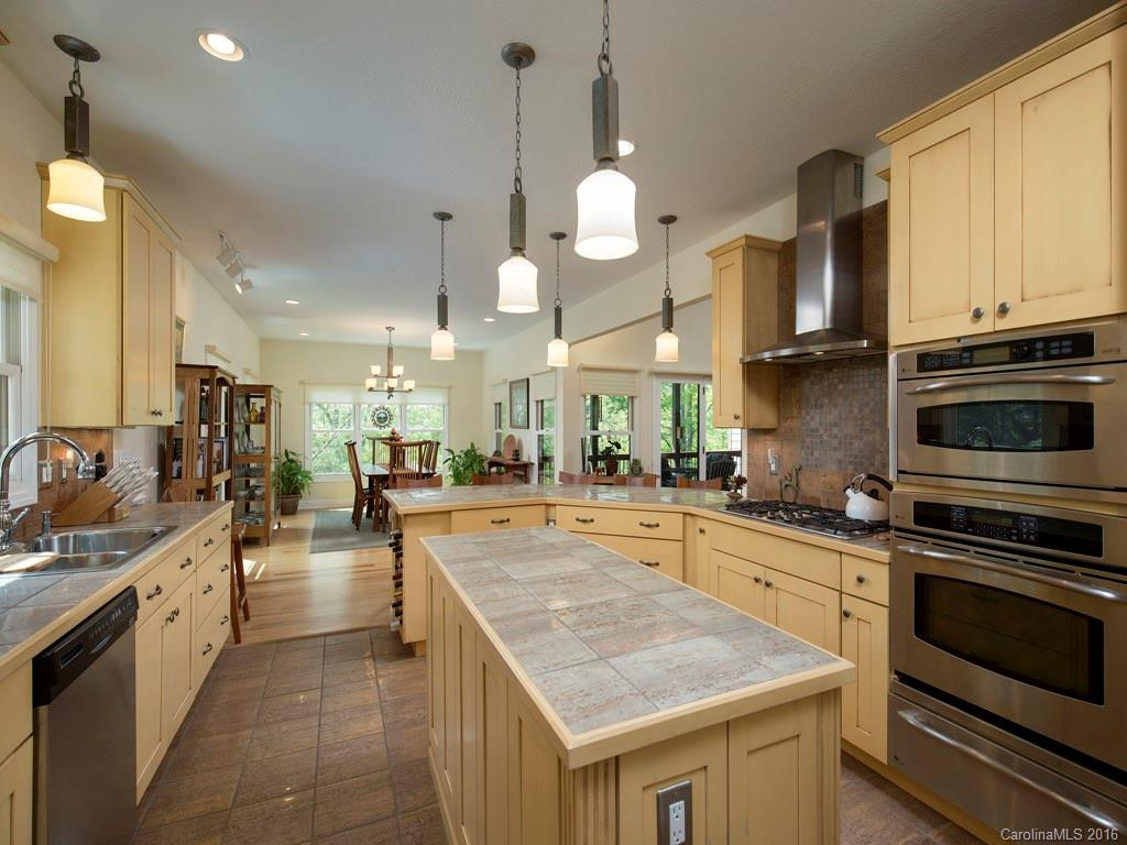 90 Courseview Drive #240 - Photo 4