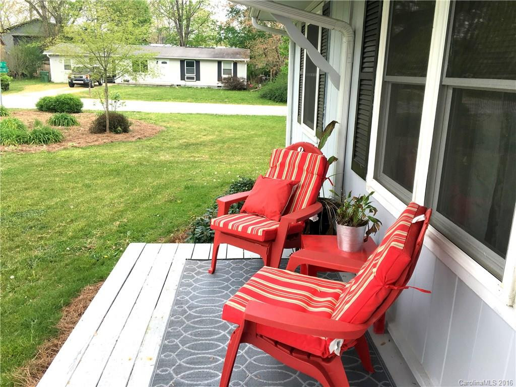 358 Yellowstone Drive - Photo 5