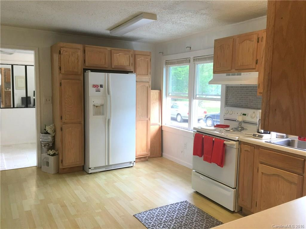 358 Yellowstone Drive - Photo 8