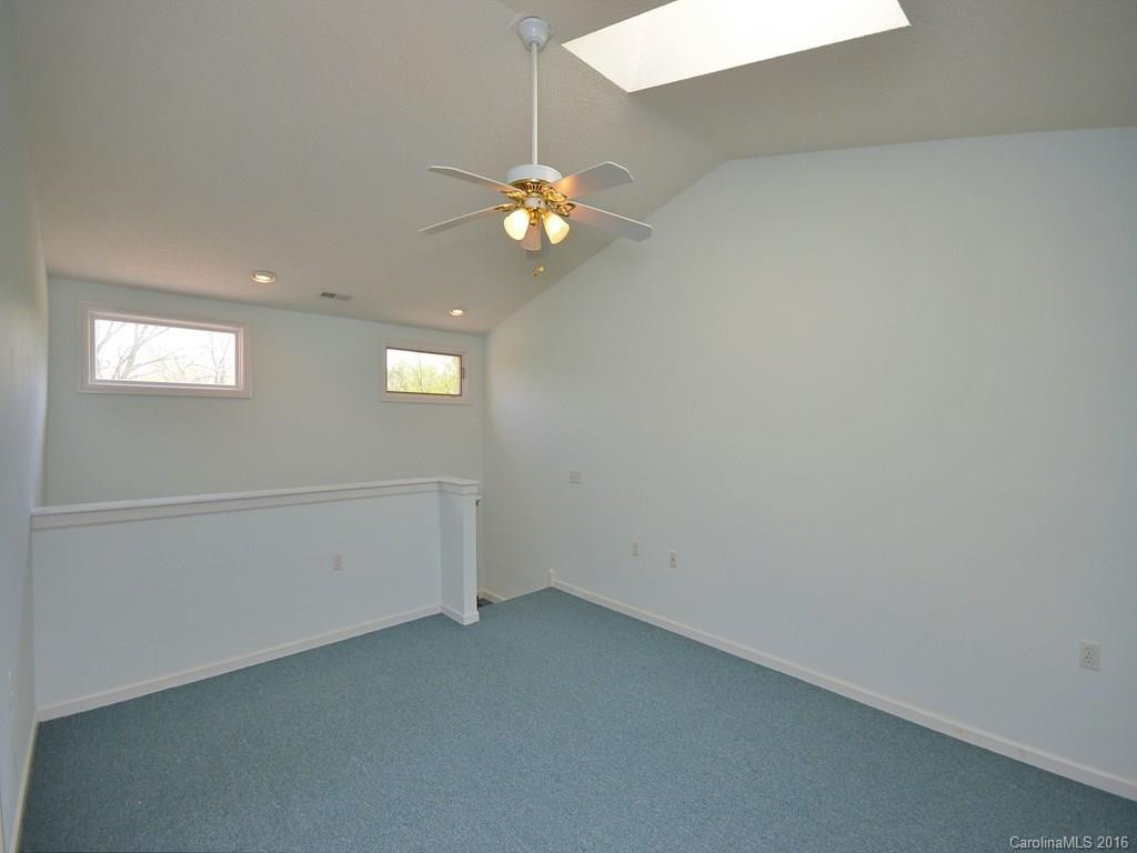 33 Honeycomb Circle - Photo 12