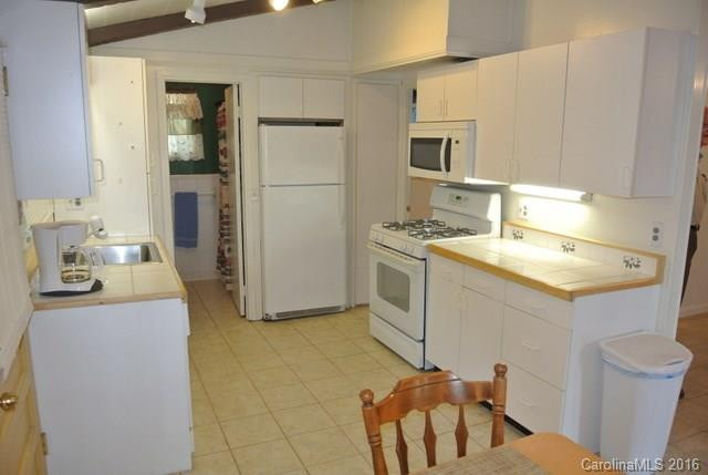 209 Oak Ridge Road - Photo 4