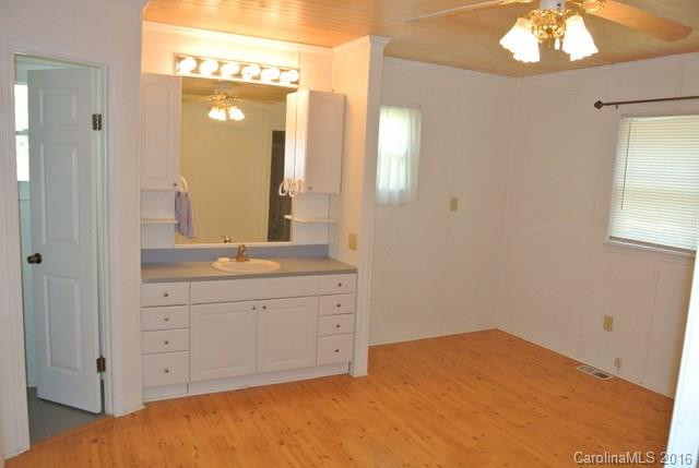 209 Oak Ridge Road - Photo 8