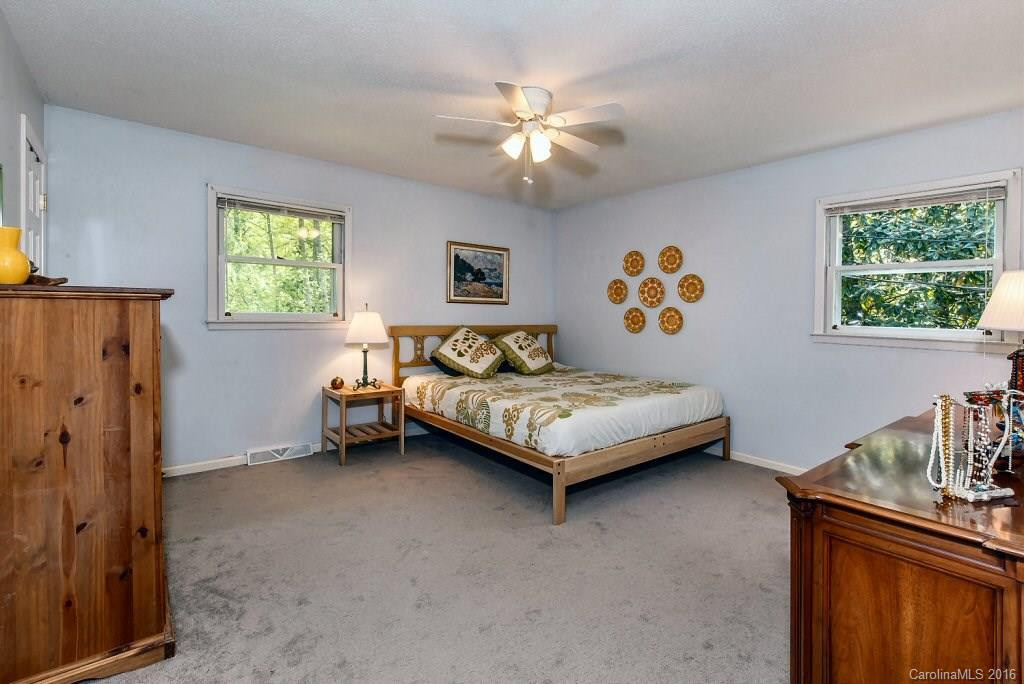 140 Millbrook Drive - Photo 12