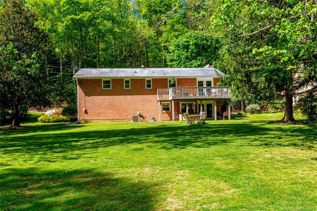 140 Millbrook Drive - Photo 4
