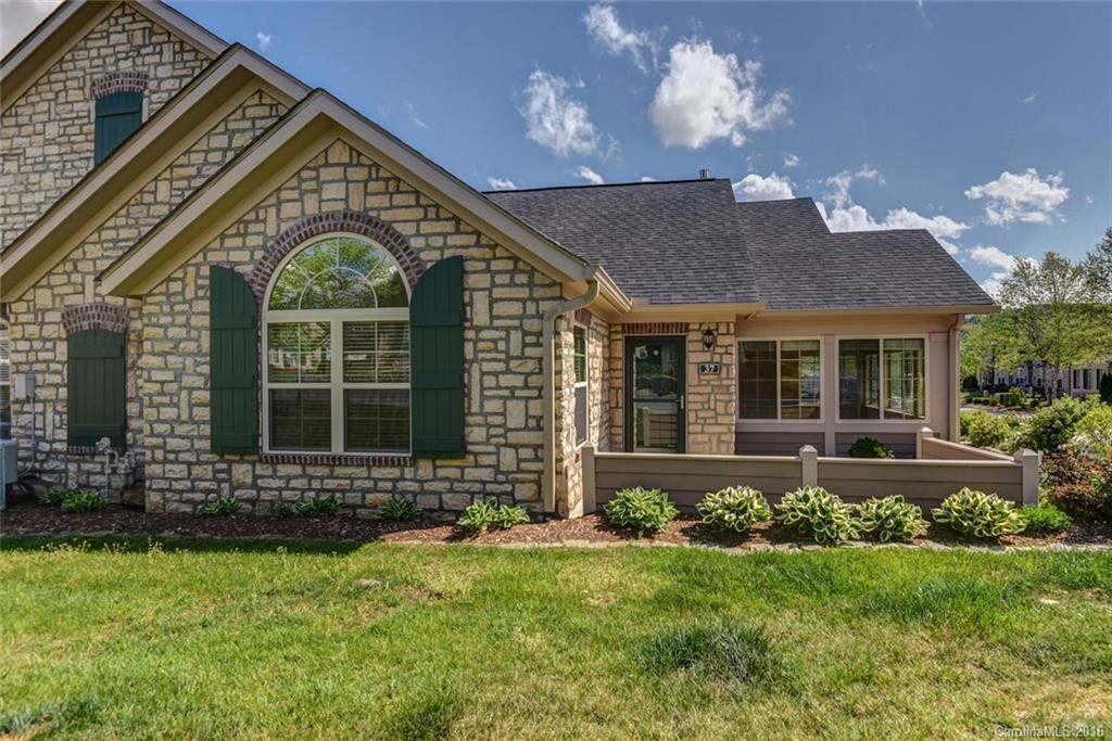 37 Mountain Meadow Circle #UI1 - Photo 2