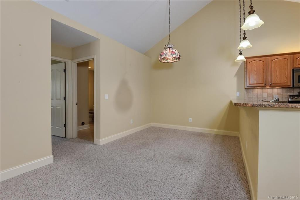 37 Mountain Meadow Circle #UI1 - Photo 11