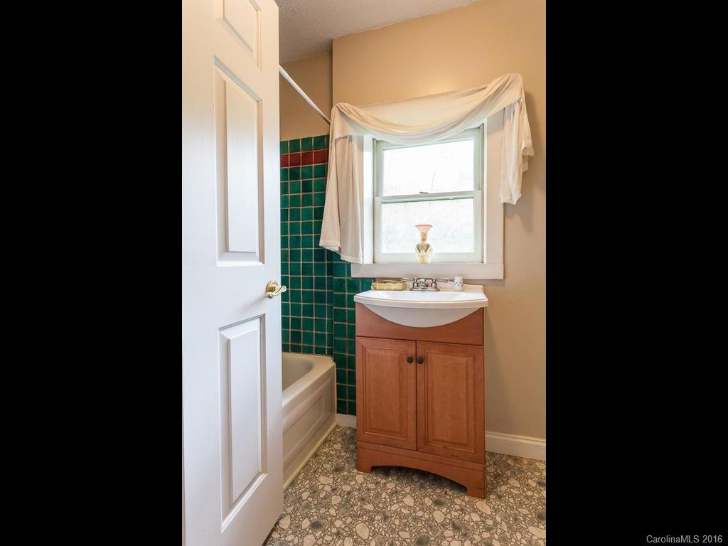 61 Reed Road - Photo 16