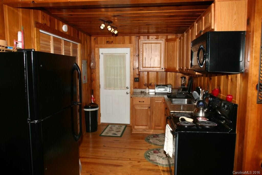 98 Bat Cave Drive - Photo 8